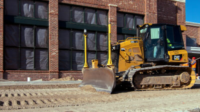 tips to stay safe on construction site